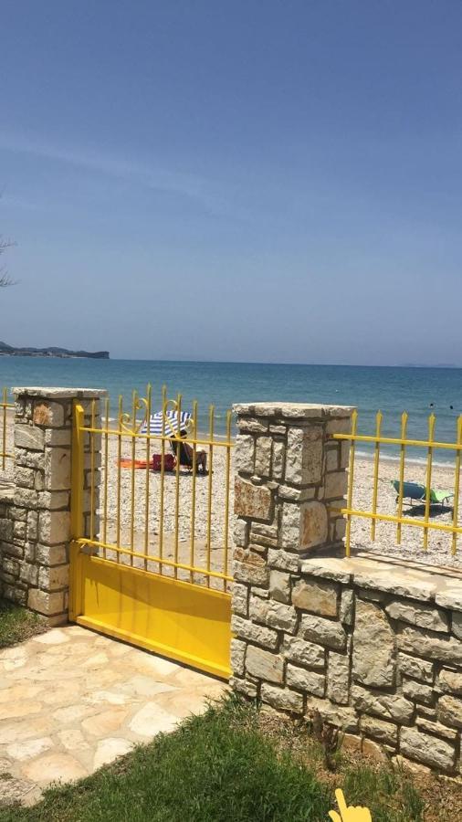 Nikotsaras Beach House Since 1930 아카라비 외부 사진